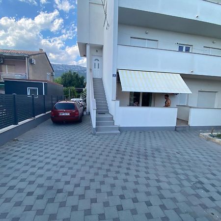 Apartments Seven Castles Kastela Dış mekan fotoğraf