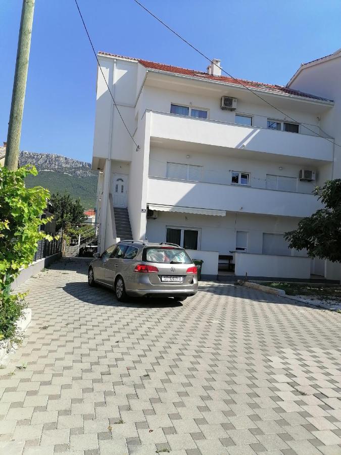 Apartments Seven Castles Kastela Dış mekan fotoğraf